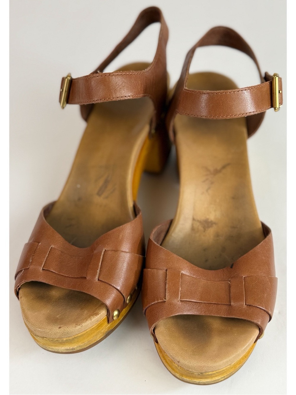 UGG Women’s Janie Leather Platform Wedge Clog Sandals Brown size 8